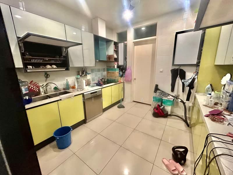 Eco Majestic untuk Untuk Dijual - RM 750,000, Mac 2026 - Kitchen - PropertyGuru.com.my