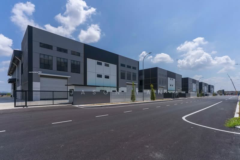 Semi-D Factory for Rent in Pekan Kapar (Kapar) - Jason Tan - Exterior - PropertyGuru.com.my