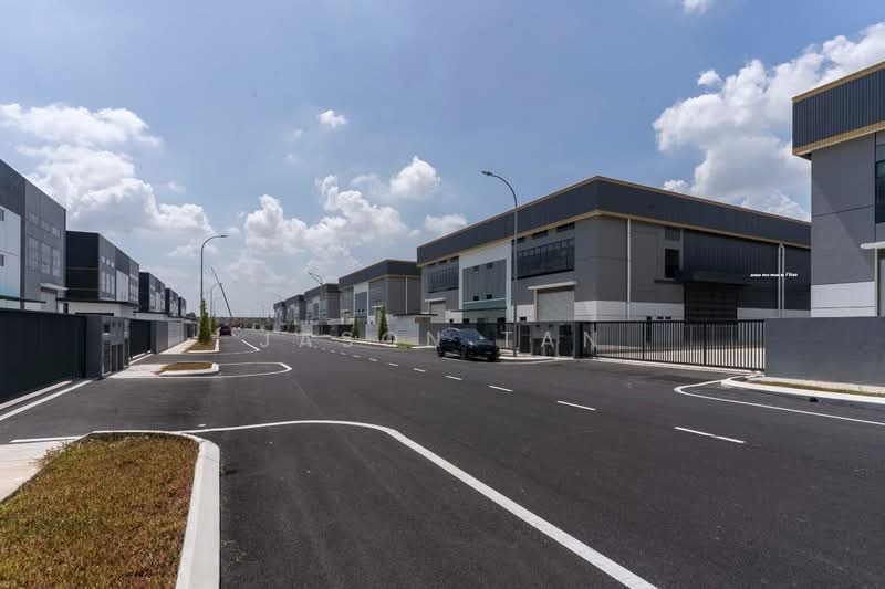 Semi-D Factory for Rent in Pekan Kapar (Kapar) - Jason Tan - Exterior - PropertyGuru.com.my