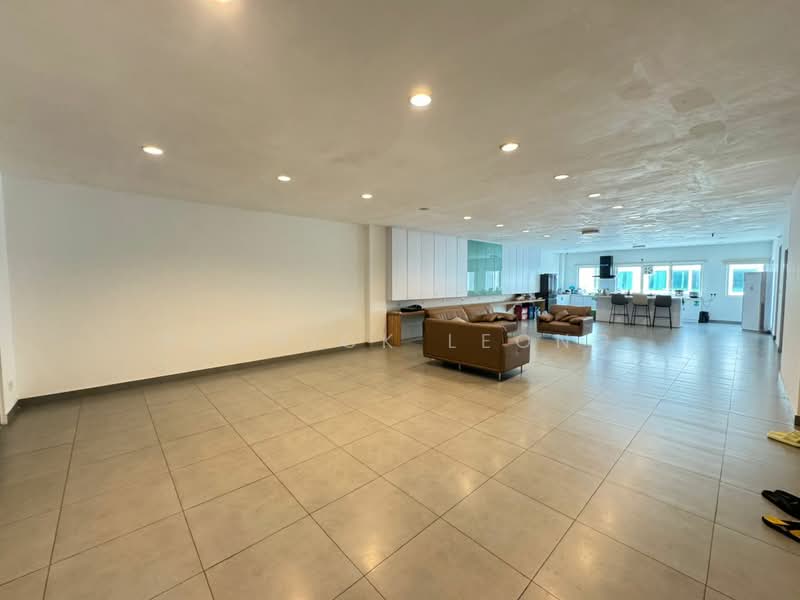 Shop / Office for Sale in Shah Alam (Selangor) - Patrick Leong - Living Room - PropertyGuru.com.my