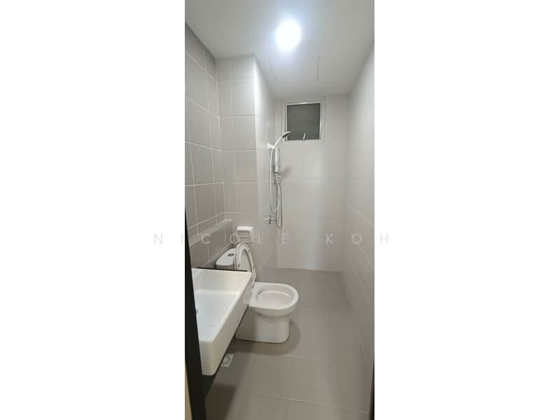 Flat for Rent at IDEAL RESIDENCY - Nicole Koh - Bathroom - PropertyGuru.com.my