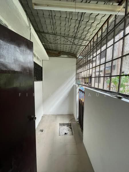 Taman Puchong Intan untuk Untuk Disewa - RM 1,800 /bulan, Mac 2026 - Exterior - PropertyGuru.com.my