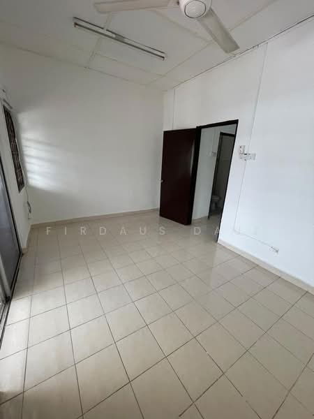 Taman Puchong Intan untuk Untuk Disewa - RM 1,800 /bulan, Mac 2026 - Interior - PropertyGuru.com.my