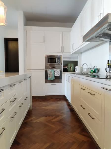 Quayside Condominium untuk Untuk Dijual - RM 1,750,000, Mac 2026 - Kitchen - PropertyGuru.com.my