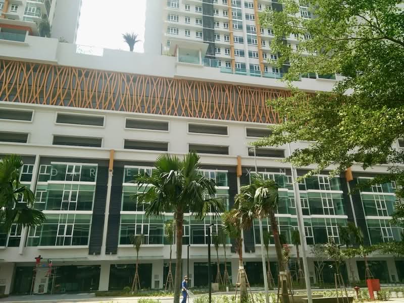 Service Residence for Sale at Tiara Mutiara 2 - Darren Kai Xin Ng - Exterior - PropertyGuru.com.my