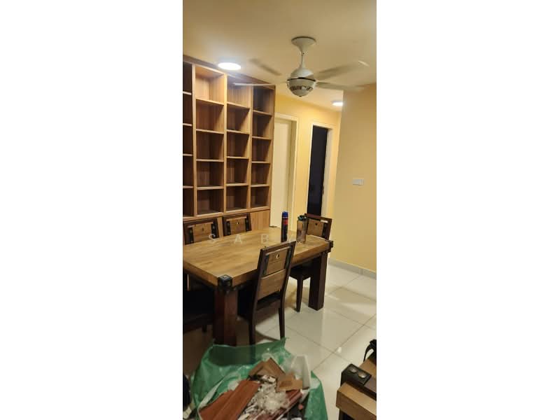 Servis Apartment untuk Disewa di Isola - Saby . - Dining Room - PropertyGuru.com.my
