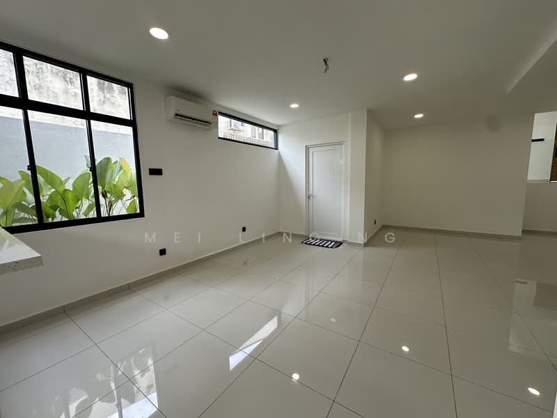 2-storey Terraced House for Sale in Taman Desa (Kuala Lumpur) - Mei ling ng - Living Room - PropertyGuru.com.my
