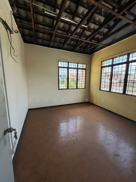 Taman Overseas Union (Taman Oug) untuk Untuk Dijual - RM 1,800,000, Mac 2026 - Interior - PropertyGuru.com.my