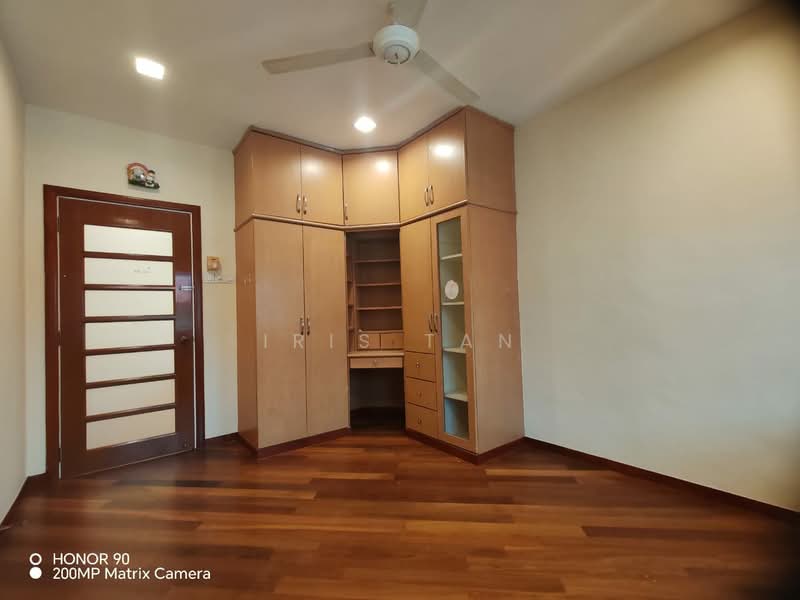 2-storey Terraced House for Rent in Pusat Bandar Puchong (Puchong) - Iris Tan - Bedroom - PropertyGuru.com.my