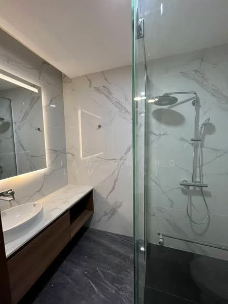 Core Residence @ TRX untuk Untuk Disewa - RM 5,000 /bulan, Mac 2026 - Bathroom - PropertyGuru.com.my