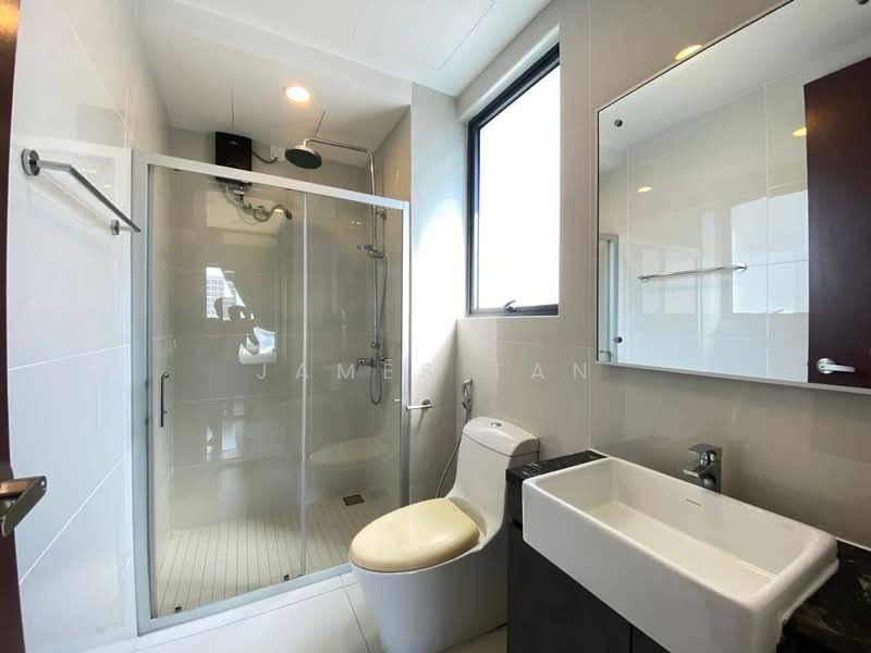 Lovell @ Country Garden Danga Bay untuk Untuk Disewa - RM 3,000 /bulan, Apr 2026 - Bathroom - PropertyGuru.com.my