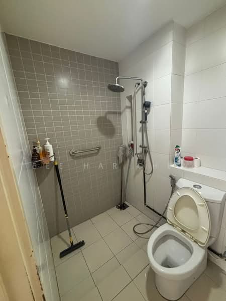 Semi-Detached House for Sale in Setia Alam (Selangor) - Bee Har Chew - Bathroom - PropertyGuru.com.my