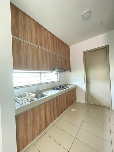 Semi-Detached House for Rent in Telok Panglima Garang (Selangor) - Fiona Lee - Kitchen - PropertyGuru.com.my