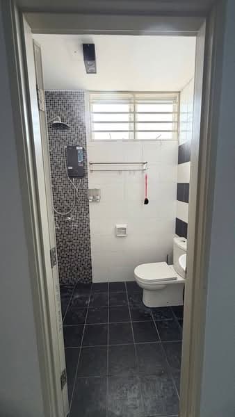 2-storey Terraced House for Rent in Semenyih (Selangor) - Haslinda Ahmad Razali - Bathroom - PropertyGuru.com.my
