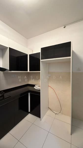 2-storey Terraced House for Rent in Semenyih (Selangor) - Haslinda Ahmad Razali - Kitchen - PropertyGuru.com.my