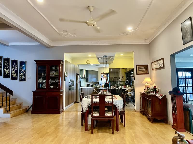 Taman Bukit Pantai untuk Untuk Disewa - RM 15,000 /bulan, Mac 2026 - Living Room - PropertyGuru.com.my