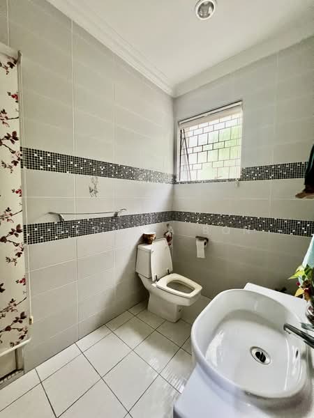 Taman Bukit Pantai untuk Untuk Disewa - RM 15,000 /bulan, Mac 2026 - Bathroom - PropertyGuru.com.my