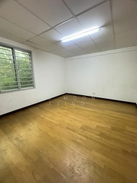 Shop for Rent in Kawasan Perindustrian Kundang (Rawang) - Ng Moon Tsing - Interior - PropertyGuru.com.my