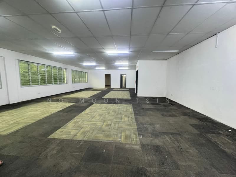 Shop for Rent in Kawasan Perindustrian Kundang (Rawang) - Ng Moon Tsing - Interior - PropertyGuru.com.my