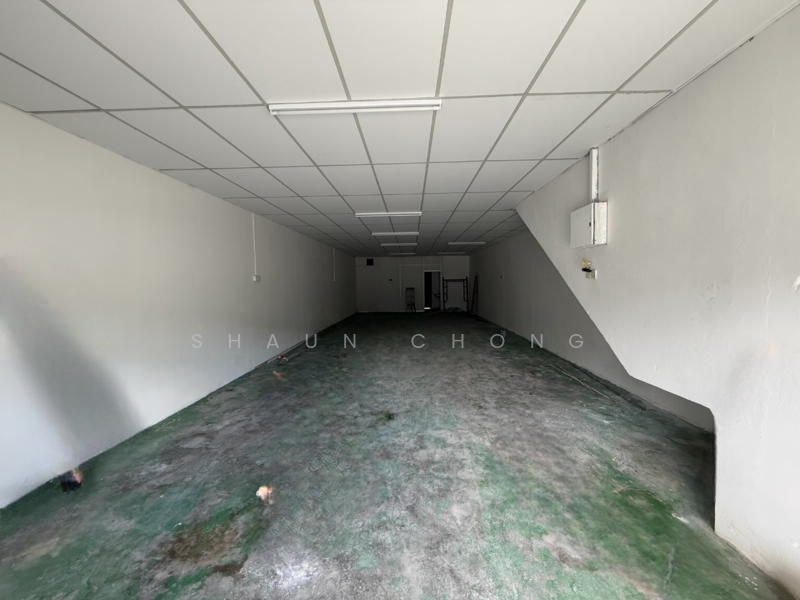 2 Storey Freehold Shop Semenyih Selangor untuk Untuk Dijual - RM 420,000, Mac 2026 - Interior - PropertyGuru.com.my