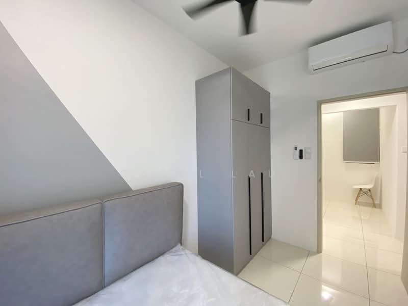 Apartment for Sale at Vivo Executive Apartment - Carol Lau - Bedroom - PropertyGuru.com.my