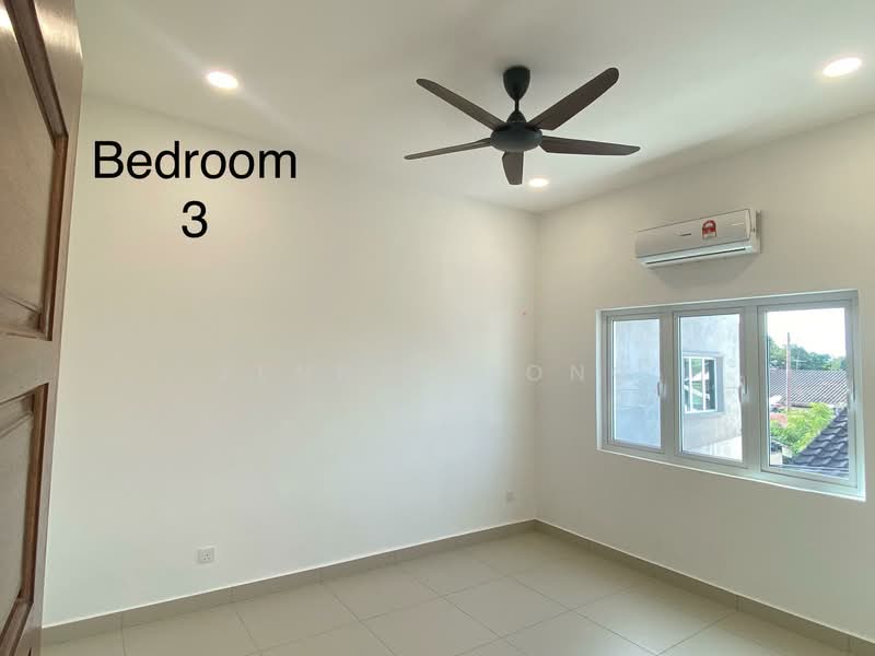 Semi-Detached House for Rent in Tanjung Bungah (Penang) - Jenny Leong - Bedroom - PropertyGuru.com.my