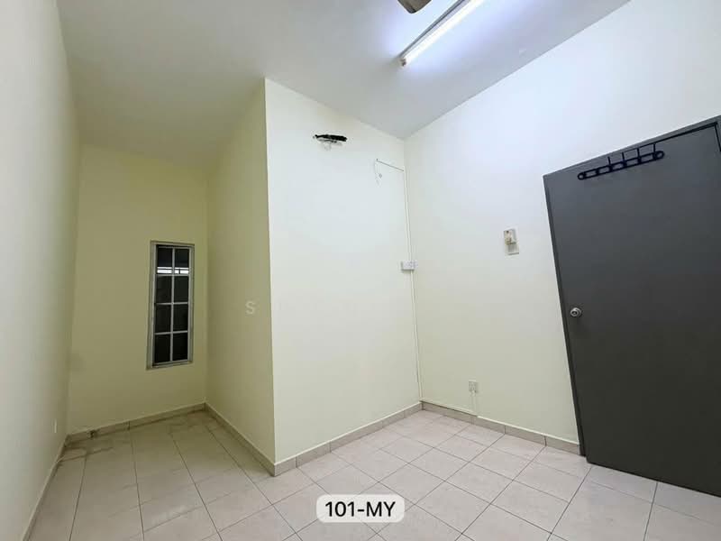 2-storey Terraced House for Sale in Bandar Bukit Tinggi 2 (Klang) - Suen Ng - Interior - PropertyGuru.com.my