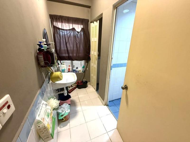 Kondominium untuk Dijual di Seri Maya Condominium - Terry Yee - Bathroom - PropertyGuru.com.my