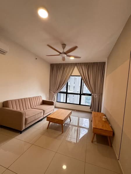 D'Quince Residences untuk Untuk Disewa - RM 2,500 /bulan, Mac 2026 - Living Room - PropertyGuru.com.my