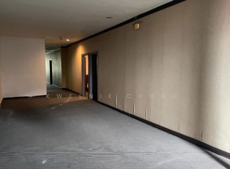 For Sale - Jalan Sultan Azlan Shah 4 Storey Shop Lot