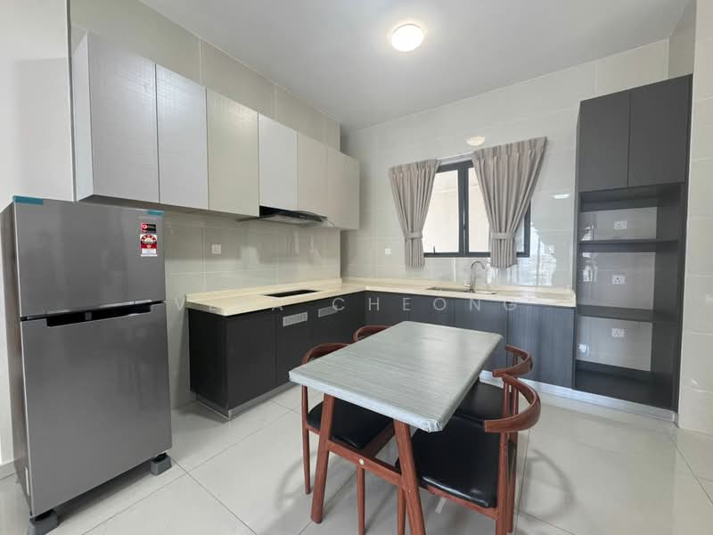 Condominium for Rent at Kings Bay @ Country Garden Danga Bay - Vera Cheong - Kitchen - PropertyGuru.com.my