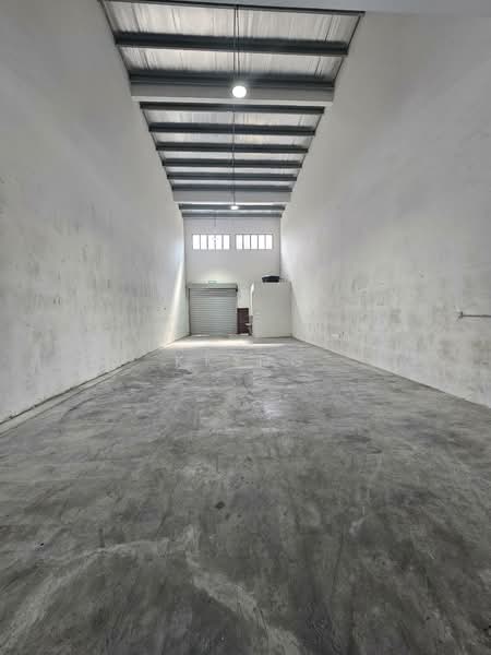 Terrace Factory for Rent in Telok Panglima Garang (Selangor) - KK Ng - Interior - PropertyGuru.com.my