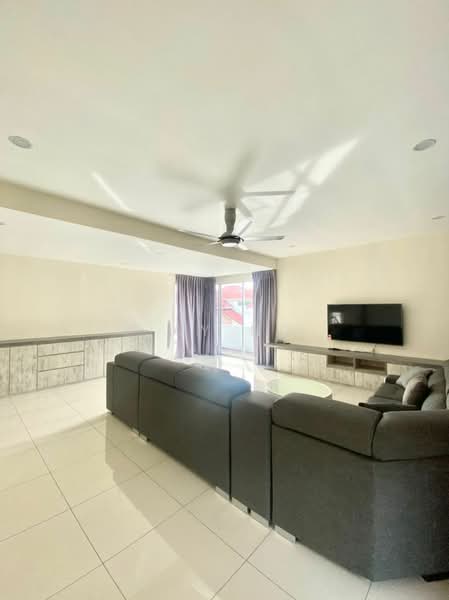 Park View @ Taman Juru Setia untuk Untuk Disewa - RM 4,800 /bulan, Mac 2026 - Living Room - PropertyGuru.com.my