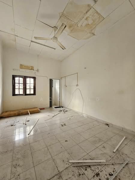 Commercial Bungalow for Rent in Taman Kebun Teh (Johor Bahru) - Jack Ting - Interior - PropertyGuru.com.my