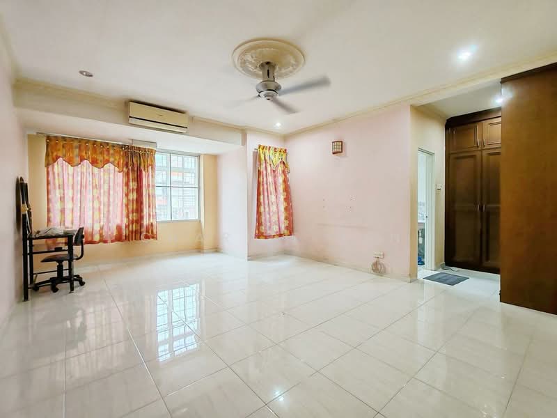 Kota Kemuning untuk Untuk Dijual - RM 850,000, Mac 2026 - Living Room - PropertyGuru.com.my