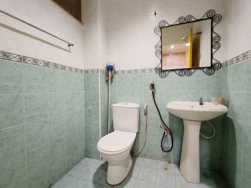 Kota Kemuning untuk Untuk Dijual - RM 850,000, Mac 2026 - Bathroom - PropertyGuru.com.my