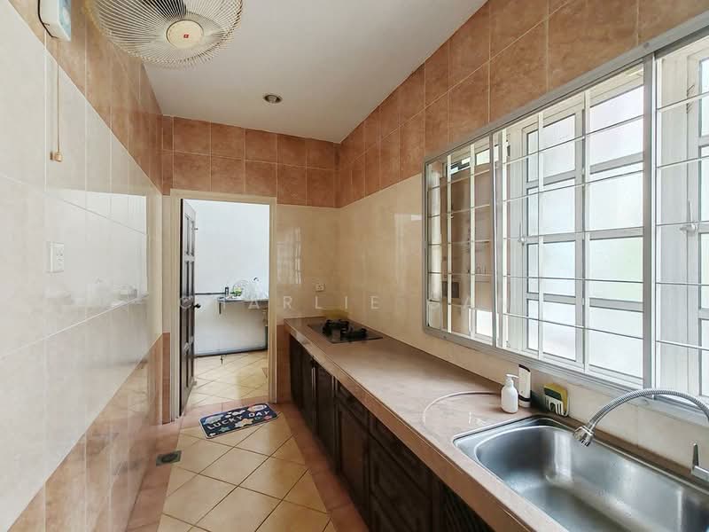 Kota Kemuning untuk Untuk Dijual - RM 850,000, Mac 2026 - Kitchen - PropertyGuru.com.my