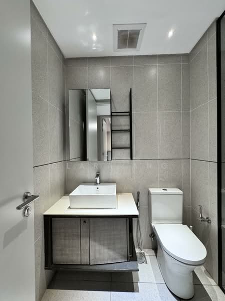 Millerz Square untuk Untuk Disewa - RM 2,800 /bulan, Mac 2026 - Bathroom - PropertyGuru.com.my