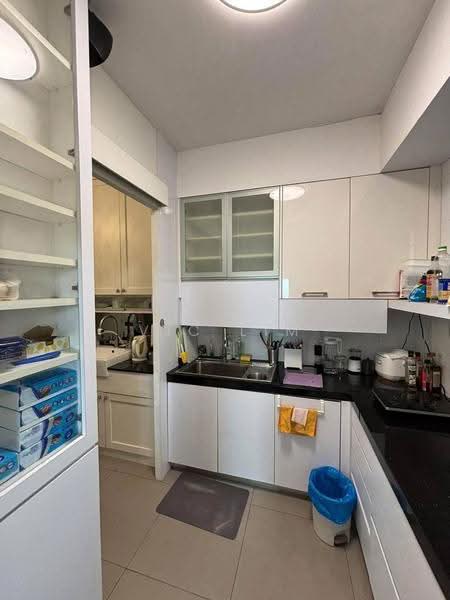 Pangsapuri untuk Dijual di Molek Pine 4 - Vic Lim - Kitchen - PropertyGuru.com.my