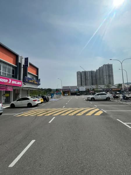Shop for Rent in Puncak Alam (Selangor) - Rohana Ishak - Exterior - PropertyGuru.com.my