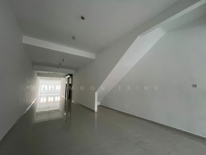 Shop / Office for Rent in Rawang (Selangor) - Ng Moon Tsing - Interior - PropertyGuru.com.my