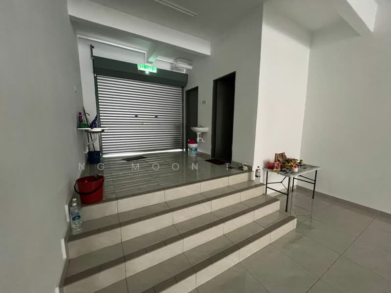 Shop / Office for Rent in Rawang (Selangor) - Ng Moon Tsing - Entrance - PropertyGuru.com.my
