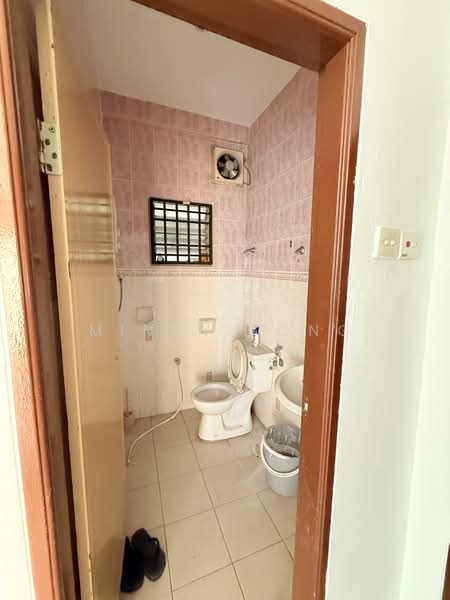 Semi-Detached House for Sale in Kepala Batas (Penang) - Mindy Kong - Bathroom - PropertyGuru.com.my