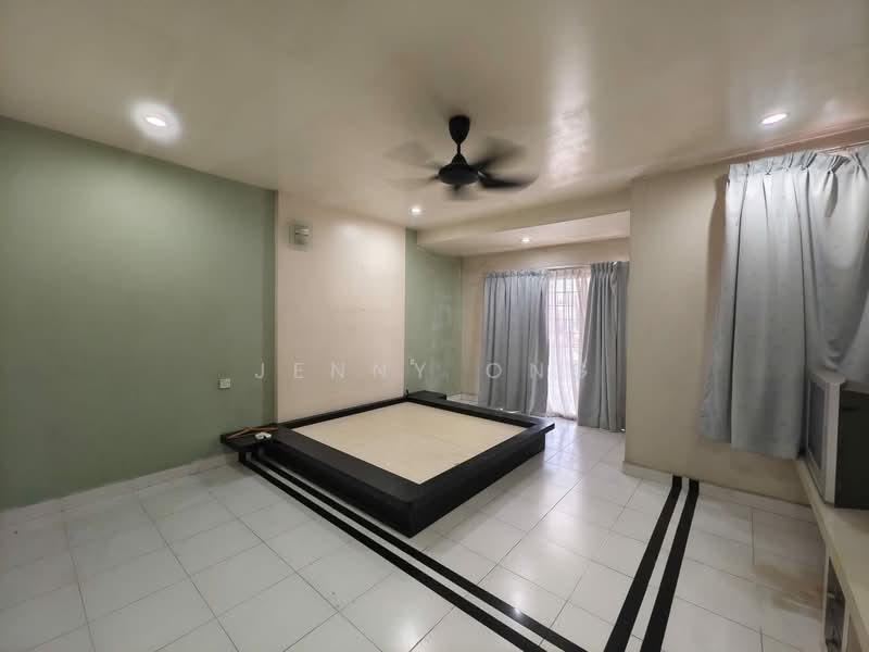 2-storey Terraced House for Sale in Taman Jawi Jaya (Sungai Jawi) - Jenny Ong - Bedroom - PropertyGuru.com.my