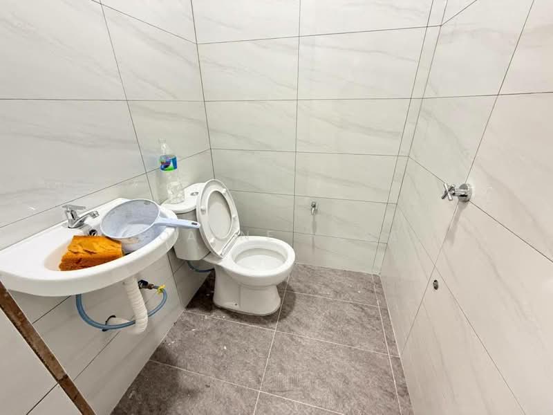 Large Single Storey House @ 40 Jalan Suria 47, Bandar Seri Alam, Masai Johor. Near Tmn Rinting untuk Untuk Dijual - RM 528,000, Mac 2026 - Bathroom - PropertyGuru.com.my