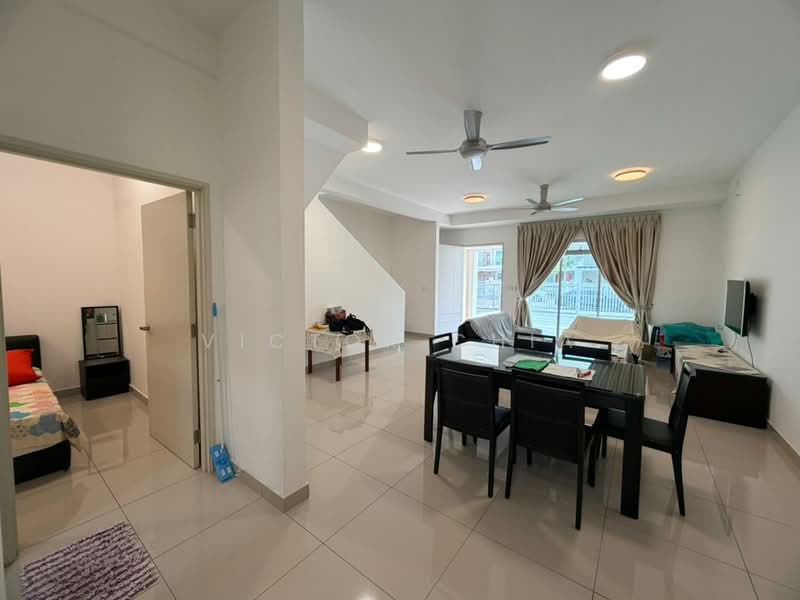 Aspira LakeHomes untuk Untuk Dijual - RM 930,000, Mac 2026 - Living Room - PropertyGuru.com.my