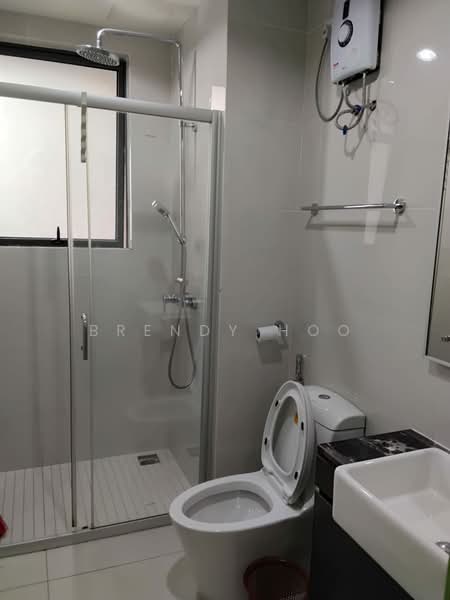 Condominium for Rent at Bay Point @ Country Garden Danga Bay - Brendy Hoo - Bathroom - PropertyGuru.com.my
