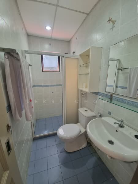 Golf Vista Resort Homes untuk Untuk Disewa - RM 1,950 /bulan, Mac 2026 - Bathroom - PropertyGuru.com.my