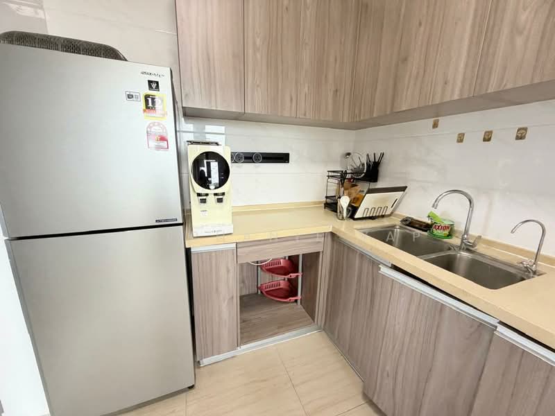 Service Residence for Rent at Country Garden Central Park - Stephanie Yap - Kitchen - PropertyGuru.com.my