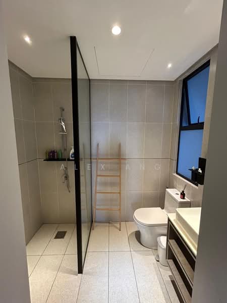 Servis Apartment untuk Disewa di Millerz Square Serviced Residence - Alex Ang - Bathroom - PropertyGuru.com.my
